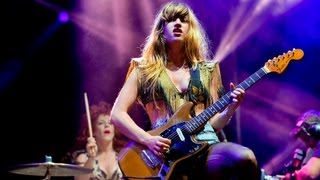 Deap Vally  End of the World at Reading Festival 2013 [upl. by Onileba]