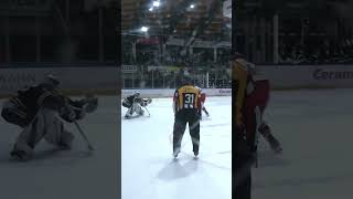 Clean Penalty 🧊  SDTV Eishockey shorts [upl. by Etterb]