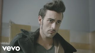 Marco Mengoni  Lessenziale Videoclip [upl. by Evetta491]