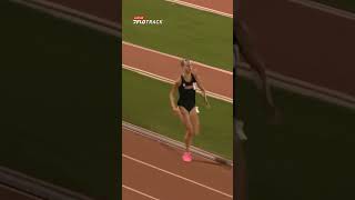 Parker Valby Runs INSANE 305043 Womens Collegiate 10k Record At Bryan Clay [upl. by Esilehc]