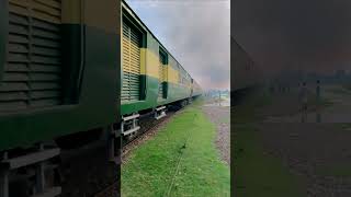 Nostalgic Diesel Locomotive amp Single Line Cross sirsyedexpress viralshorts pakistan railways [upl. by Orpah614]