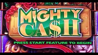 A Glitch in Mighty Cash Slots Can You Spot It [upl. by Omoj]