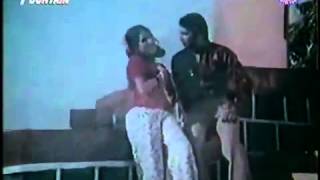 Sunil Gavaskar Dancing in Hey Dil Kunacha  Saavli Premachi Marathi 1974 [upl. by Lorelle]