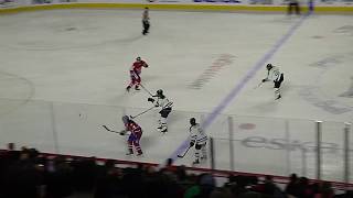 Les Canadiennes de Montreal goalie Emerance Maschmeyer stops Laura Stacey on a breakaway 22319 [upl. by Lavern]