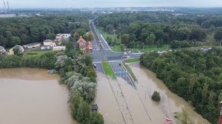 Ostrava Nová Ves záběry na protržený břeh Odry  Povodně Ostrava [upl. by Giffard690]