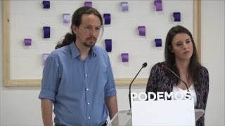 Rueda de prensa de Pablo Iglesias e Irene Montero [upl. by Tenej]