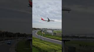 Iberia a350 landing at london heathrow [upl. by Biles]