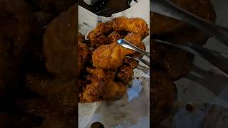 Kyochon chickenlifeinkorea korea chicken 교촌치킨 교촌허니콤보 [upl. by Ebehp854]