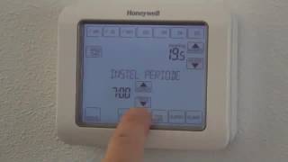 Klokprogramma instellen Chronotherm Touch Modulation  Honeywell Home [upl. by Autumn]