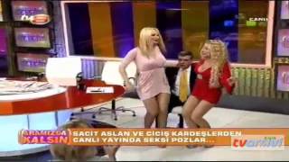 Cicişlerin kucak şovu 14012013  TV8 Aramızda kalsın  Sacit Aslan [upl. by Abott949]