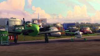 Aviones  Escena Dusty también quiere competir  Disney Oficial [upl. by Atwater370]