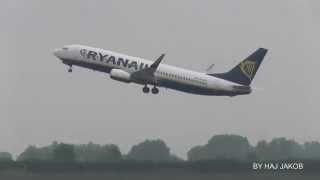 Awesome sound Ryanair Boeing 737800 take off at Bremen CityAirport [upl. by Septima]