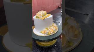 Beautiful cake ideas cake viralvideo ytshorts youtubeshorts trending chocolate cakerecipeart [upl. by Aneerbas71]