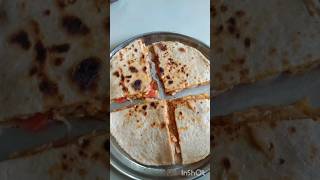 😋 Roti pizza ki recipe 🎈shorts viral video [upl. by Hunter564]