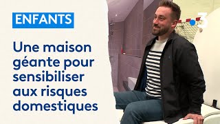 Une maison géante pour apprendre aux parents à anticiper les risques domestiques [upl. by Adnawaj355]