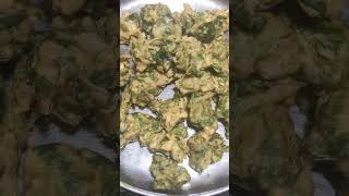 Palak pakoda recipe shorts ytshorts palakpakode [upl. by Hildegard]