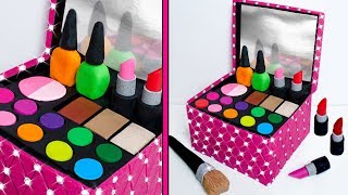 Play Doh MAKE UP Cosmetics Box Making DIY [upl. by Wennerholn]