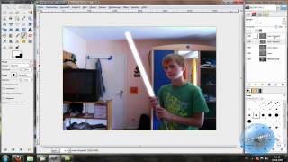 Gimp Tutorials HD Laserschwert einfügen [upl. by Glenna]