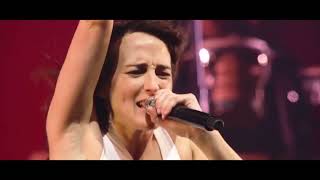 Juliette Armanet  Tu Me Play Live Accor Arena 17032023 HD [upl. by Moynahan672]