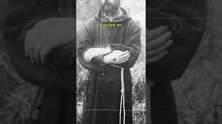 😲LOS ESTIGMAS DEL PADRE PIO🙏 shorts padrepio estigmas [upl. by Kolk]