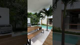 Incroyable Villa 4 chambres Canggu  Bali  🌞🦋 shorts [upl. by Uehttam]