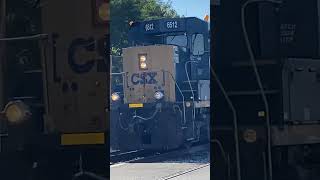 Horn show from GP403 6512 on CSX L112 during Raildays on 100524 [upl. by Yelsgnik]