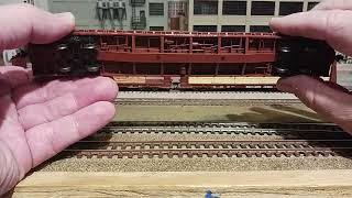 HO SCALE WALTHERS MAINLINE 68 FOOT BULKHEAD FLATCARS IN SOUTHERN RAILWAY REVIEW [upl. by Zetnas]