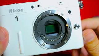 Nikon V1 review  Does it suck [upl. by Euqinemod]