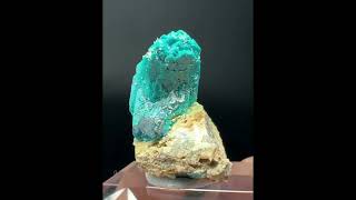 Top Collection Rare extralarge crystals Veszelyite  Theisite artwork crystals gemstone [upl. by Bolme]