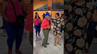 Don hipolito y su bailesito guapachoso veanlo 🎵🎶🎼👍shorts dance baile music short show musica [upl. by Ynavoj]