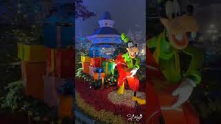 Navidad en Disneyland Paris travel disneylandparis magic navidad [upl. by Tlevesor]