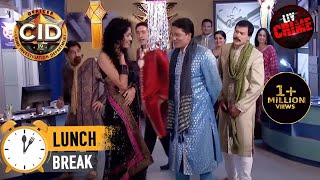 Abhijeet ने किया Dr Tarika से खुल्ले में Flirt  CID  Lunch Break  10 July 2023 [upl. by Sherrod]