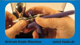 Colani Airbrushpistole vom AirbrushStudio München [upl. by Imat384]