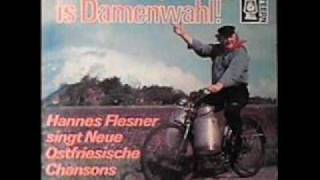 Hannes Flesner  Lüch up un fleu herut Klootschießer Liedwmv [upl. by Filler]