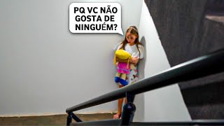 Minha Filha Adotiva Está Ficando LOUC4 E Eu Posso Provar… [upl. by Yelbmik]