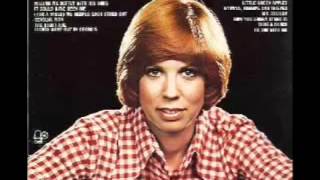 Vicki Lawrence  The Night The Lights Went Out In Georgiamp4 [upl. by Gnolb107]