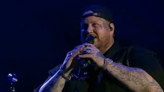 MGK Lonely Road 2024 Peoples Choice Country Awards with Jelly Roll LivePerformance JellyRoll MGK [upl. by Ventura907]