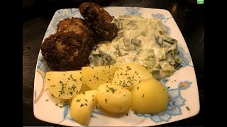 Frikadellen mit Rahmporree und Kartoffeln [upl. by Key]