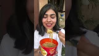 Yippee Ke Cup Noodles  Chicken Delight [upl. by Gabriele]