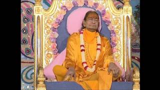 Jayati Guruvar  Kirtan with Jagadguru Shree Kripalu Ji Maharaj [upl. by Hillinck]