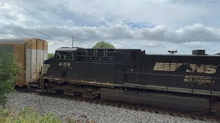 Q1169114 with Empty Autoracks amp Foreign Power 14 Aug 23 [upl. by Dorothy]