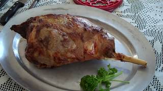 Manche a Gigot  Leg of Lamb Holder [upl. by Teodora71]