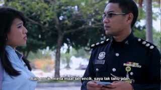 quotTraFFic CINTAquot  Ezzely amp Mas PreWedding Shortfilm [upl. by Sadonia489]