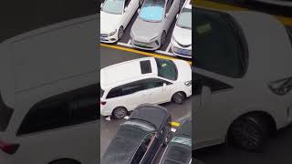 Small parking lot with best reverse parking driver car parking sportscar parallel easyparking [upl. by Senilec]