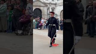 Captain and Corporal of Horse horseguard buckinghampalace tourist highlights [upl. by Togram]