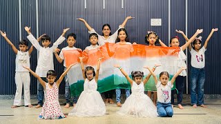 patriotic song dance  patriotic song for Independence Day  Hindustani song kids dance [upl. by Hayashi]