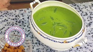 Soupe de petits pois dAlain Ducasse [upl. by Joey]