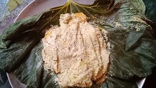 Khub tasty lau pata diye chingri mach vapa recipeHow to make Lau Chingri VapaBengali Prawn recipe [upl. by Snej297]