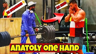 Top One hand reaction Left one is not working Anatoly gym prank [upl. by Tearle]