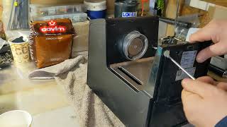 Разобрать рожковую кофеварку Delonghi ECP3531 [upl. by Jariv764]